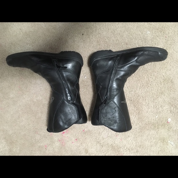 Women’s motorcycle boots us size 9 - Picture 3 of 5